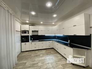 Дом 400м&sup2;, 2-этажный, посуточно, 