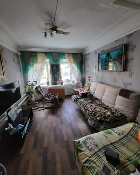 Дом 40м&sup2;, 2-этажный, участок 6 сот.  