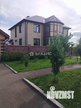 Дом 217м&sup2;, 2-этажный, участок 8 сот.  