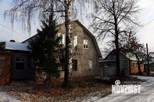 Дом 200м², 2-этажный, участок 10 сот.  