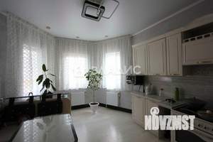 Дом 140м&sup2;, 2-этажный, участок 7 сот.  