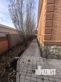 Коттедж 200м&sup2;, 2-этажный, участок 10 сот.  