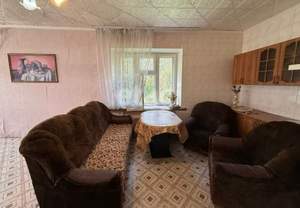 Дом 306м&sup2;, 3-этажный, участок 10 сот.  