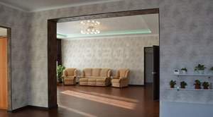 Дом 180м&sup2;, 2-этажный, участок 8 сот.  
