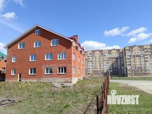 Дом 550м&sup2;, 3-этажный, участок 8 сот.  