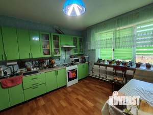 Дом 173м&sup2;, 3-этажный, участок 7 сот.  