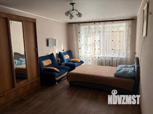 1-к квартира, посуточно, 35м2, 3/9 этаж