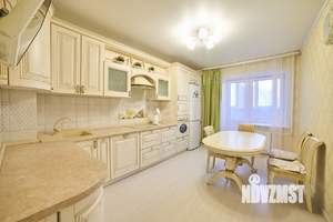 3-к квартира, вторичка, 82м2, 6/9 этаж