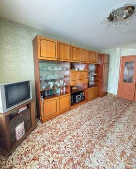 3-к квартира, вторичка, 64м2, 1/9 этаж