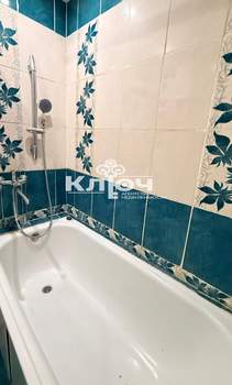 2-к квартира, вторичка, 42м2, 5/5 этаж