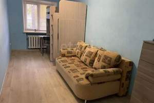 2-к квартира, вторичка, 42м2, 1/5 этаж
