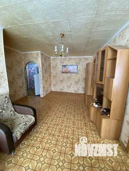 2-к квартира, вторичка, 44м2, 1/4 этаж
