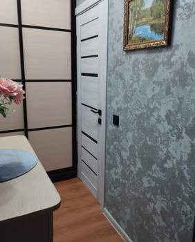 2-к квартира, вторичка, 45м2, 1/4 этаж