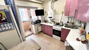2-к квартира, вторичка, 42м2, 1/3 этаж