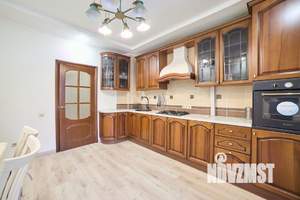 3-к квартира, вторичка, 123м2, 2/9 этаж