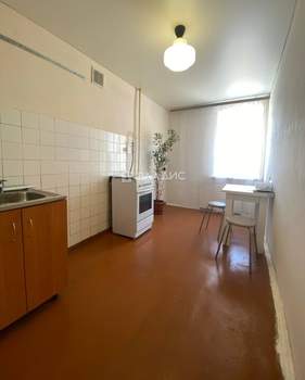 4-к квартира, вторичка, 77м2, 4/9 этаж