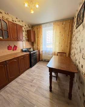 3-к квартира, вторичка, 64м2, 1/9 этаж