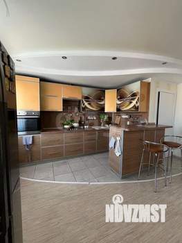 4-к квартира, вторичка, 121м2, 8/9 этаж