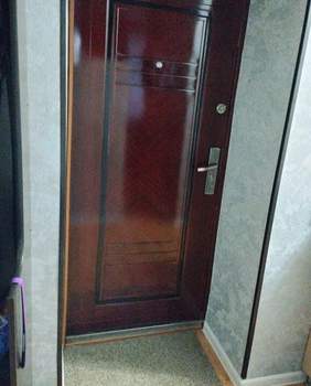 2-к квартира, вторичка, 45м2, 1/4 этаж