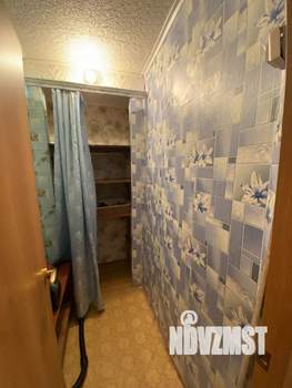2-к квартира, вторичка, 44м2, 1/4 этаж